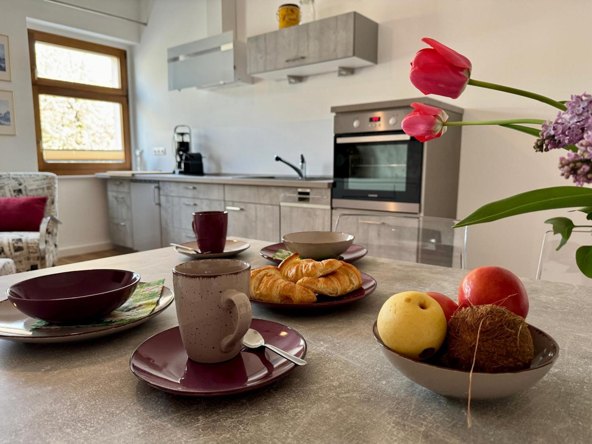 Apartment Im Elbtal Weinboehla Bagian luar foto