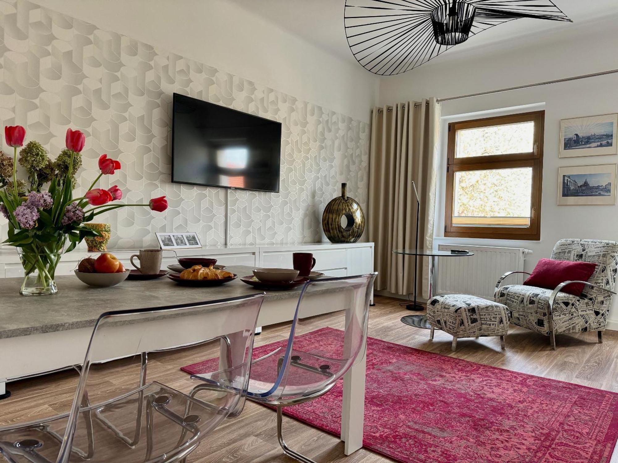 Apartment Im Elbtal Weinboehla Bagian luar foto